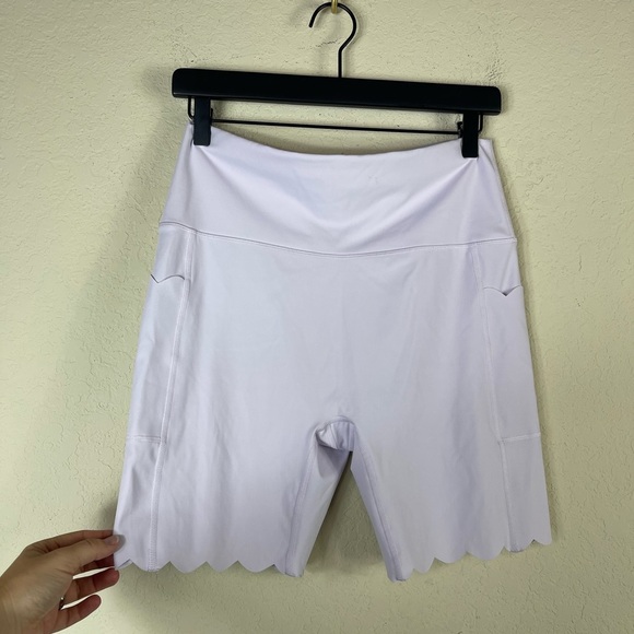 Aerie Offline Scalloped Bike Shorts Size XL - Picture 3 of 5